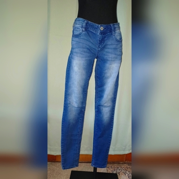 A Decree Blue Low Rise Skinny Denim Jeans - Picture 2 of 7